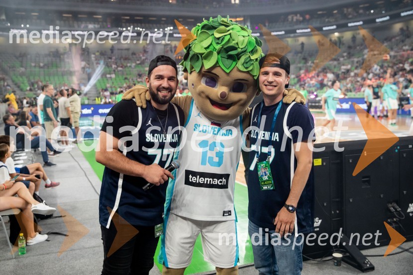 ..., Lipko in Klemen Kopina.Slovenija na krilih Luke Dončića premagala Brazilijo