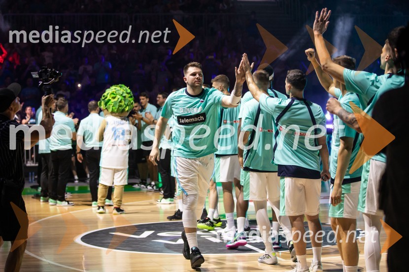  Luka  Dončić, košarkarSlovenija na krilih Luke Dončića premagala Brazilijo