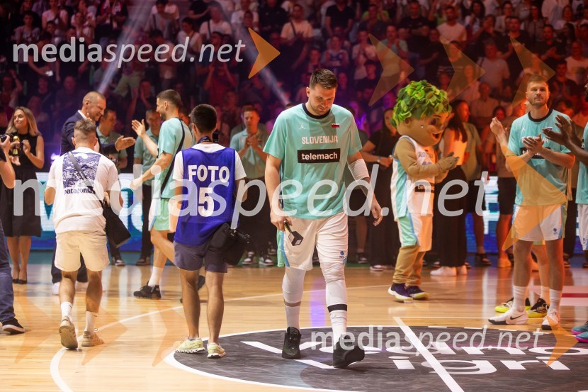  Luka  Dončić, košarkarSlovenija na krilih Luke Dončića premagala Brazilijo