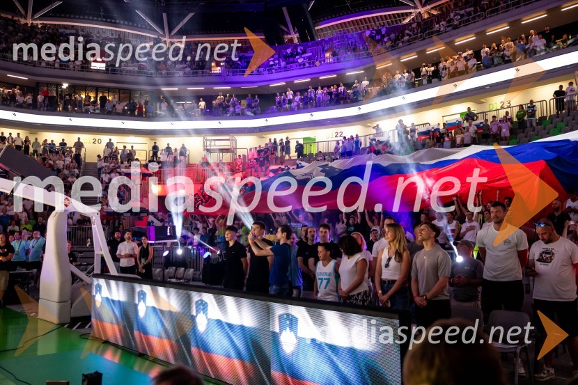 Slovenija na krilih Luke Dončića premagala Brazilijo