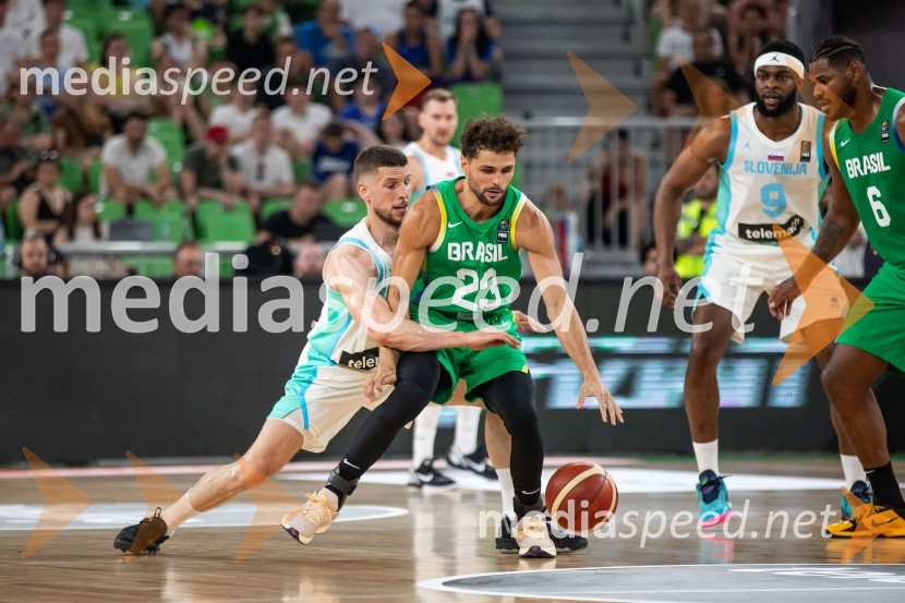  Aleksej  Nikolić, košarkar;  Raulzinho Neto, košarkar, BrazilijaSlovenija na krilih Luke Dončića premagala Brazilijo