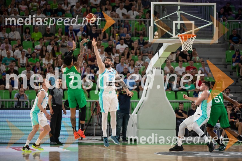  Marcos Louzada, košarkar, Brazilija;  Žiga Dimec, košarkarSlovenija na krilih Luke Dončića premagala Brazilijo