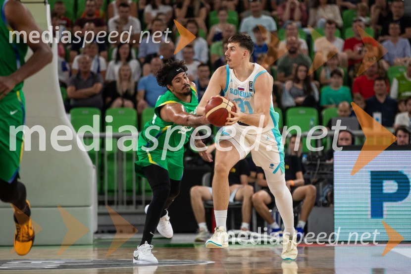  Lucas Dias, košarkar, Brazilija;  Vlatko Čančar, košarkarSlovenija na krilih Luke Dončića premagala Brazilijo