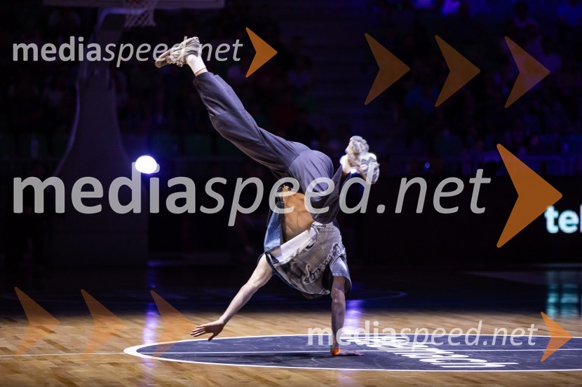 Slovenija na krilih Luke Dončića premagala Brazilijo