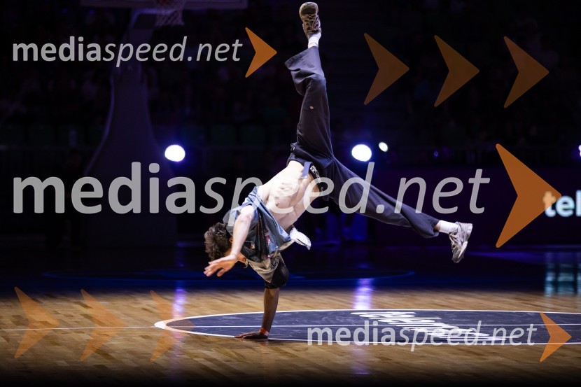 Slovenija na krilih Luke Dončića premagala Brazilijo