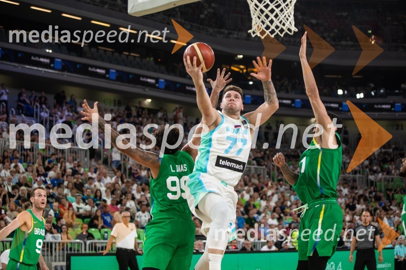  Luka  Dončić, košarkarSlovenija na krilih Luke Dončića premagala Brazilijo