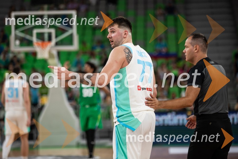  Luka  Dončić, košarkar;  ... Slovenija na krilih Luke Dončića premagala Brazilijo