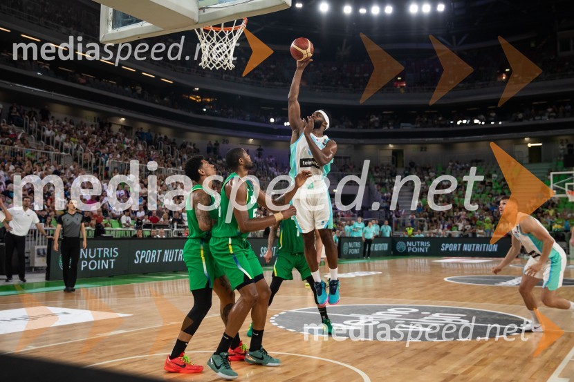  Josh Nebo, košarkarSlovenija na krilih Luke Dončića premagala Brazilijo