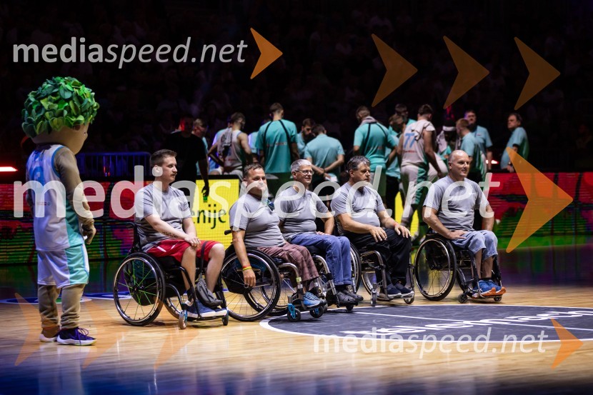 Slovenija na krilih Luke Dončića premagala Brazilijo