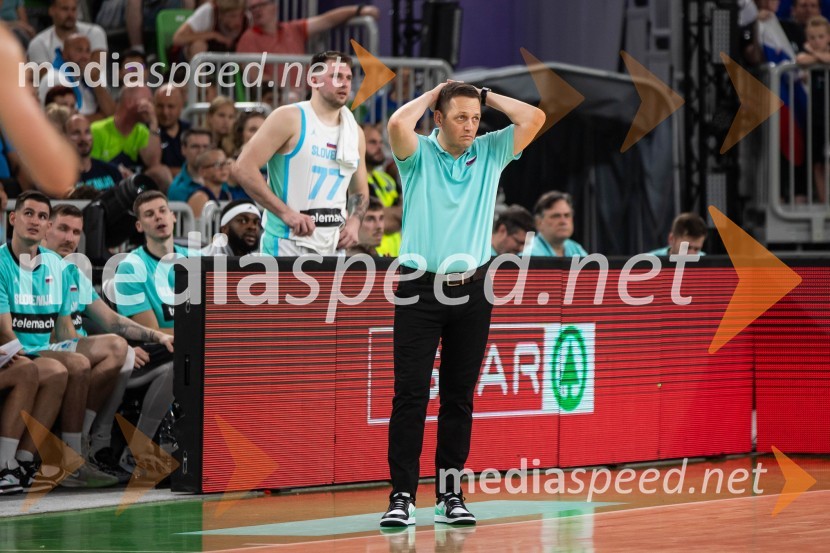  Aleksander Sekulić, selektor  košarkaške reprezentanceSlovenija na krilih Luke Dončića premagala Brazilijo