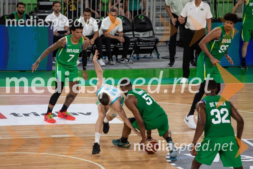  Aleksej  Nikolić, košarkar;  Bruno Caboclo, košarkar, BrazilijaSlovenija na krilih Luke Dončića premagala Brazilijo
