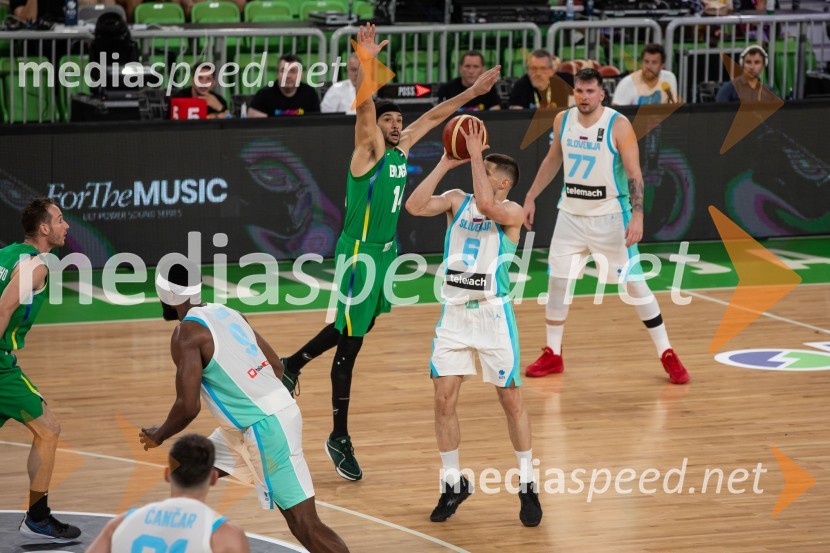  Aleksej  Nikolić, košarkarSlovenija na krilih Luke Dončića premagala Brazilijo