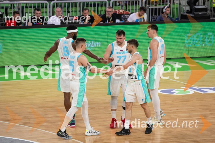  Josh Nebo, košarkar;  Gregor  Hrovat, košarkar;  Luka  Dončić, košarkar;  Aleksej  Nikolić, košarkar;  Vlatko Čančar, košarkarSlovenija na krilih Luke Dončića premagala Brazilijo