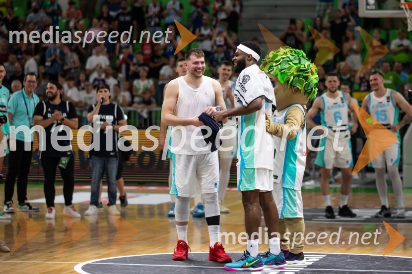  Luka  Dončić, košarkar;  Josh Nebo, košarkarSlovenija na krilih Luke Dončića premagala Brazilijo