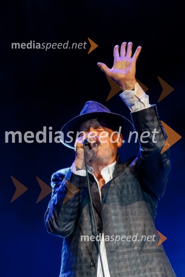  Vlado Kreslin, glasbenikRade Šerbedžija na 72. Ljubljana Festivalu