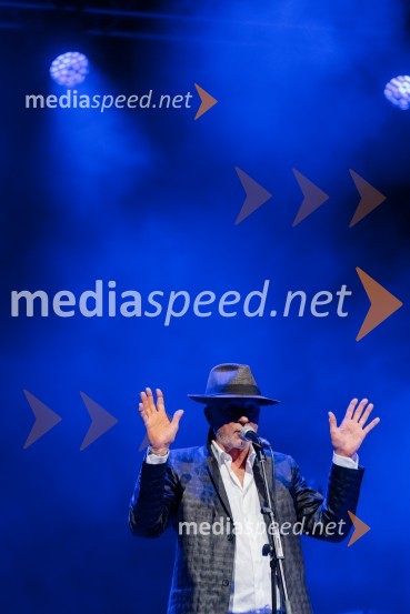  Vlado Kreslin, glasbenikRade Šerbedžija na 72. Ljubljana Festivalu