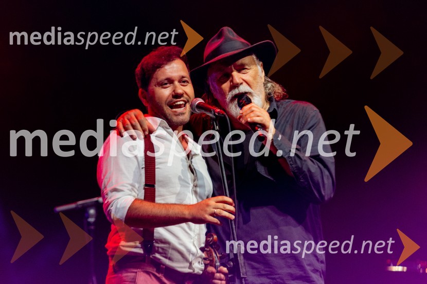  Antun Stašić, Zapadni kolodvor;  Rade Šerbedžija, igralec, glasbenikRade Šerbedžija na 72. Ljubljana Festivalu