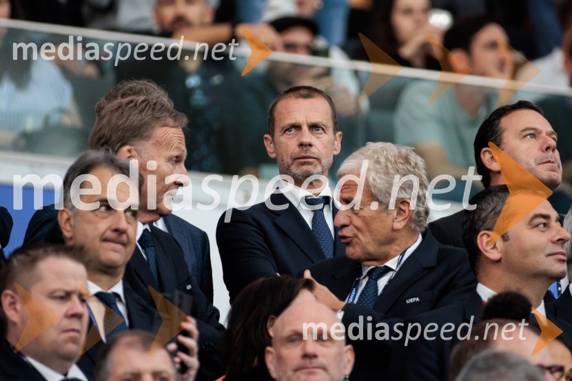  Aleksander Čeferin, odvetnik in predsednik UEFEKljub porazu je Slovenija dokazala, da zmore