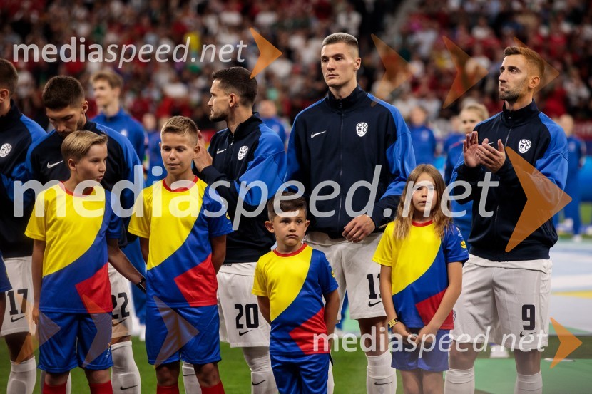  Petar Stojanović, nogometaš;  Benjamin Šeško, nogometaš;  Andraž Šporar, nogometašKljub porazu je Slovenija dokazala, da zmore