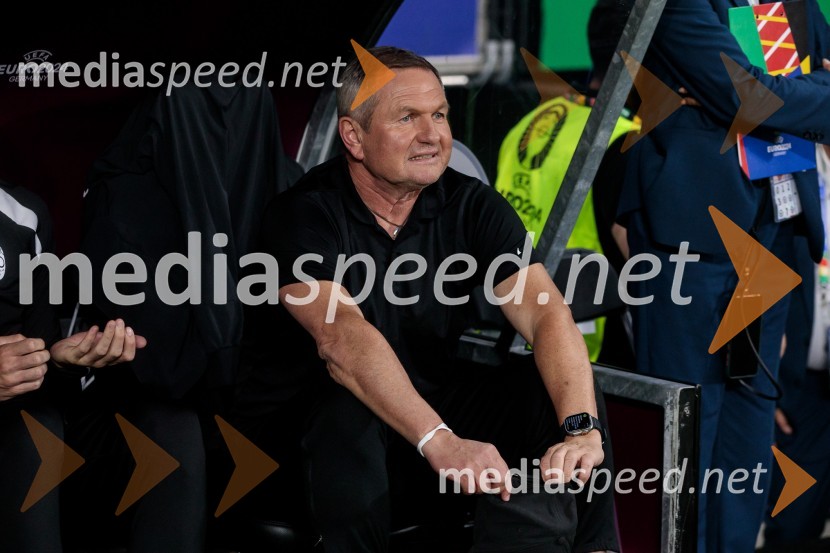  Matjaž Kek, selektor slovenske nogometne reprezentanceKljub porazu je Slovenija dokazala, da zmore