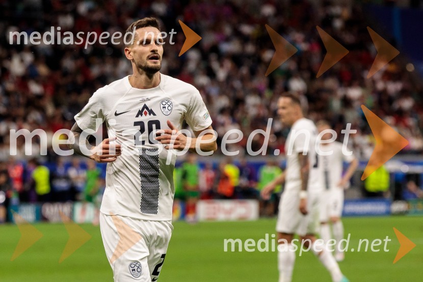  Petar Stojanović, nogometašKljub porazu je Slovenija dokazala, da zmore