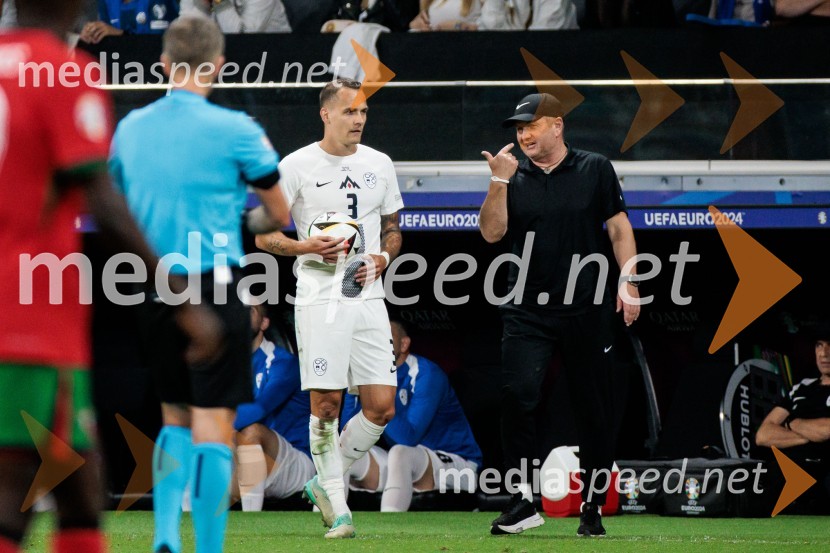  Jure Balkovec, nogometaš;  Matjaž Kek, selektor slovenske nogometne reprezentanceKljub porazu je Slovenija dokazala, da zmore