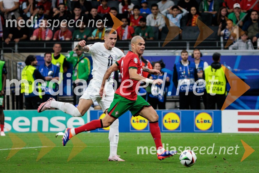  Benjamin Šeško, nogometaš;  Kepler Laveran de Lima Ferreira ComM - Pepe, nogometaš, PortugalskaKljub porazu je Slovenija dokazala, da zmore