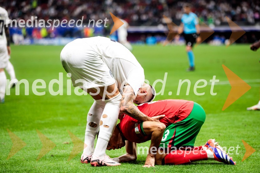  Benjamin Šeško, nogometaš;  Kepler Laveran de Lima Ferreira ComM - Pepe, nogometaš, PortugalskaKljub porazu je Slovenija dokazala, da zmore