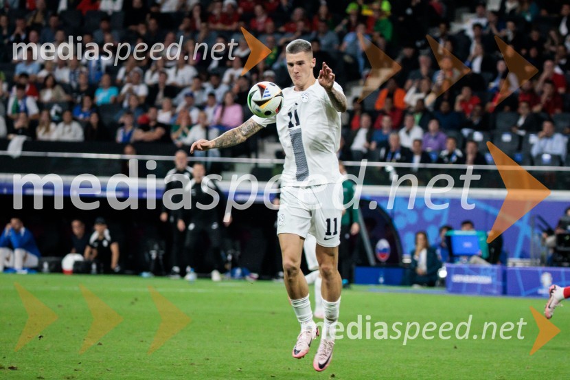  Benjamin Šeško, nogometašKljub porazu je Slovenija dokazala, da zmore