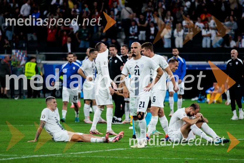  Benjamin Šeško, nogometaš;  Vanja Drkušić, nogometaš;  Jon Gorenc Stanković, nogometašKljub porazu je Slovenija dokazala, da zmore