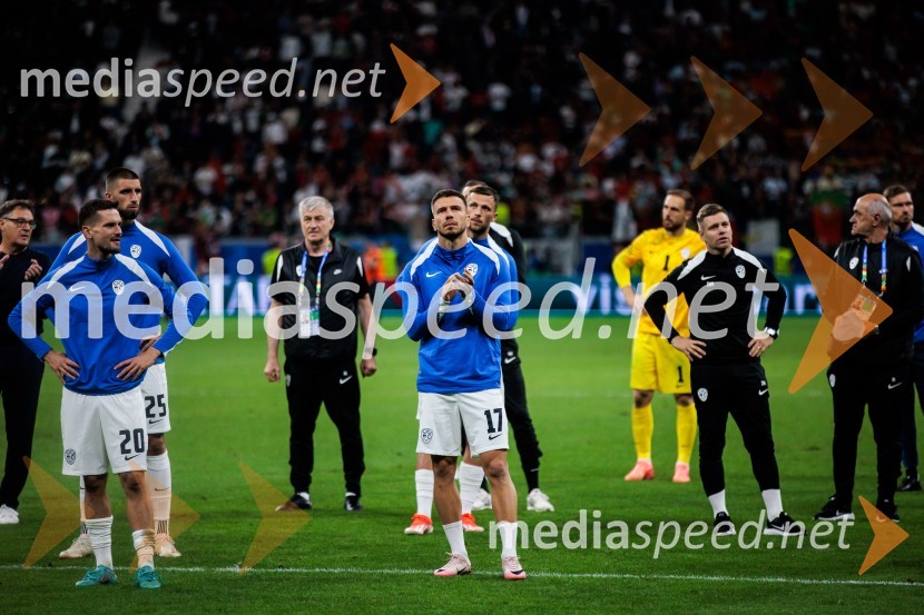  Petar Stojanović, nogometaš;  Jan Mlakar, nogometašKljub porazu je Slovenija dokazala, da zmore