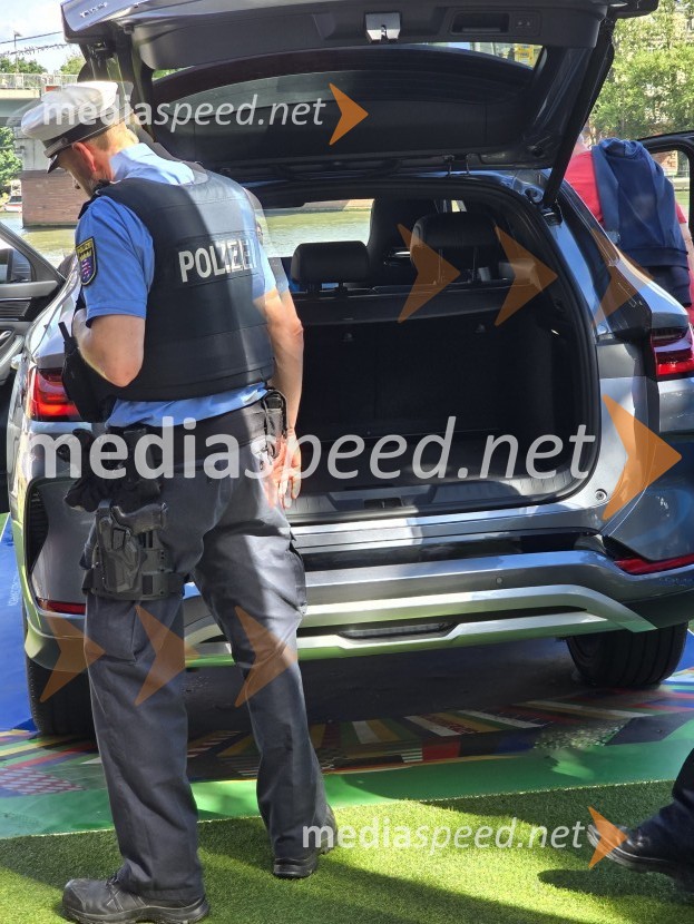 Frankfurt na Majni zavzeli slovenski navijači