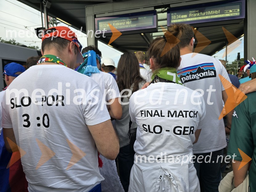 Frankfurt na Majni zavzeli slovenski navijači