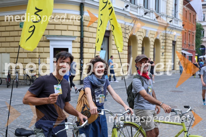 Sprejem naših nogometašev na Kongresnem trgu