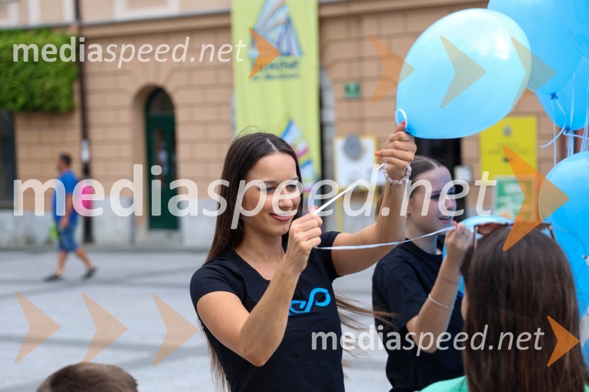 Sprejem naših nogometašev na Kongresnem trgu