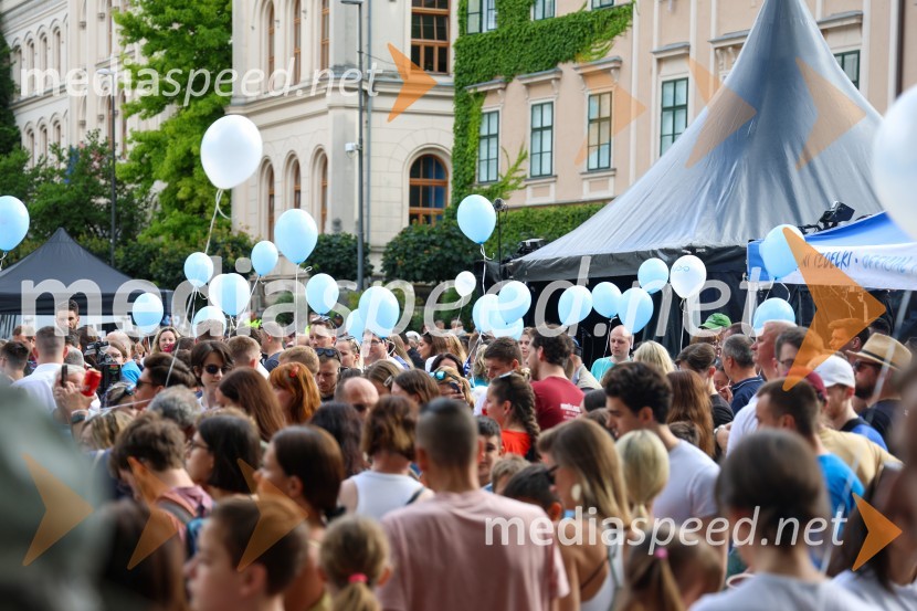 Sprejem naših nogometašev na Kongresnem trgu