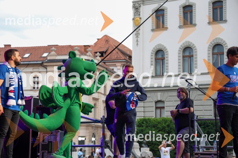  Sandi Lovrić, nogometašSprejem naših nogometašev na Kongresnem trgu