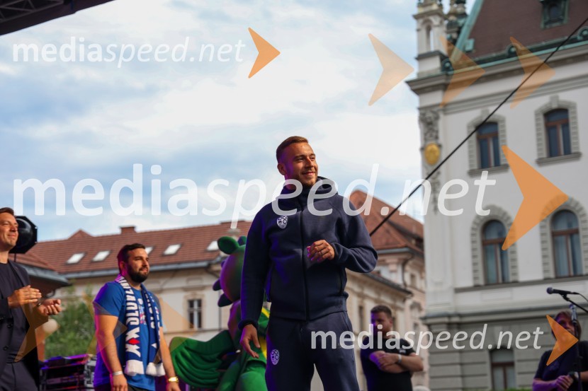  Sandi Lovrić, nogometašSprejem naših nogometašev na Kongresnem trgu