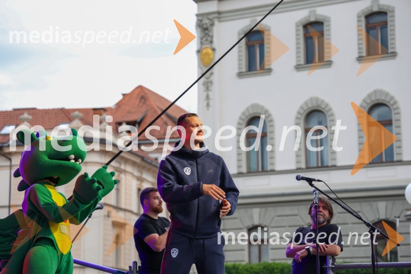  Žan Celar, nogometašSprejem naših nogometašev na Kongresnem trgu