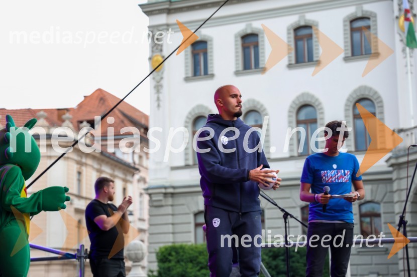  Vanja Drkušić, nogometašSprejem naših nogometašev na Kongresnem trgu