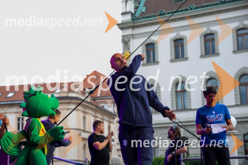  Vanja Drkušić, nogometašSprejem naših nogometašev na Kongresnem trgu