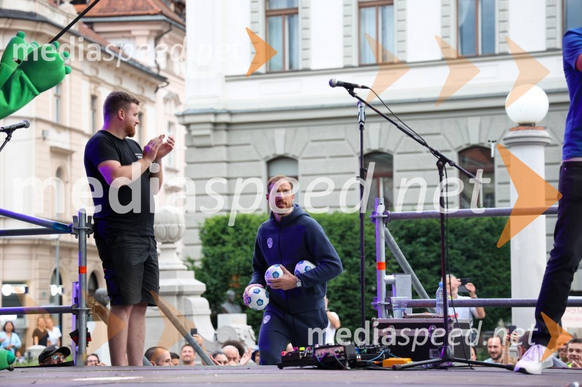  Jan Oblak, nogometašSprejem naših nogometašev na Kongresnem trgu
