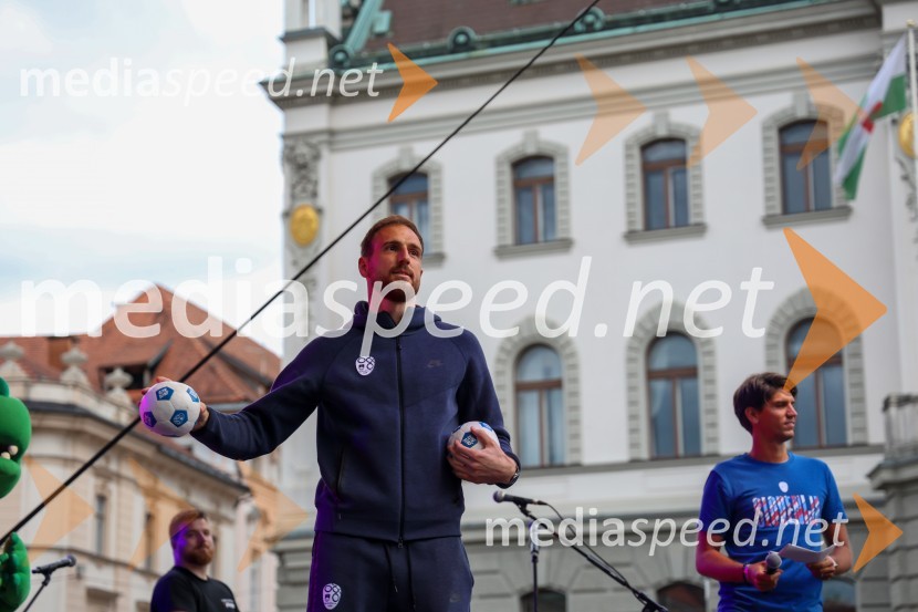  Jan Oblak, nogometašSprejem naših nogometašev na Kongresnem trgu
