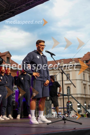  Erik Janža, nogometašSprejem naših nogometašev na Kongresnem trgu