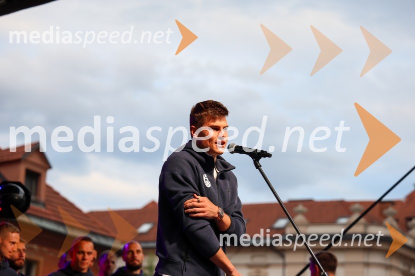  Jaka Bijol, nogometašSprejem naših nogometašev na Kongresnem trgu