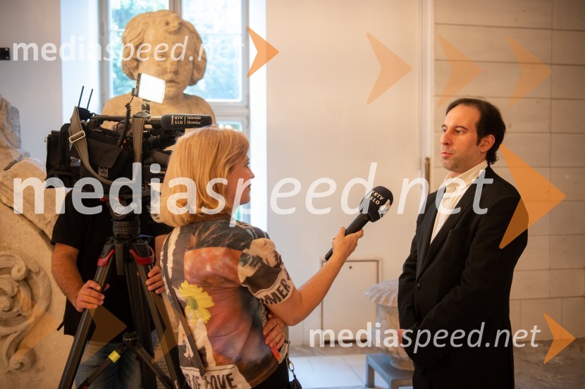  Simon Krečič, umetniški direktor Opere SNG MariborSlavnostni koncert ob stoti obletnici rojstva Ondine Otta Klasinc, SNG Maribor