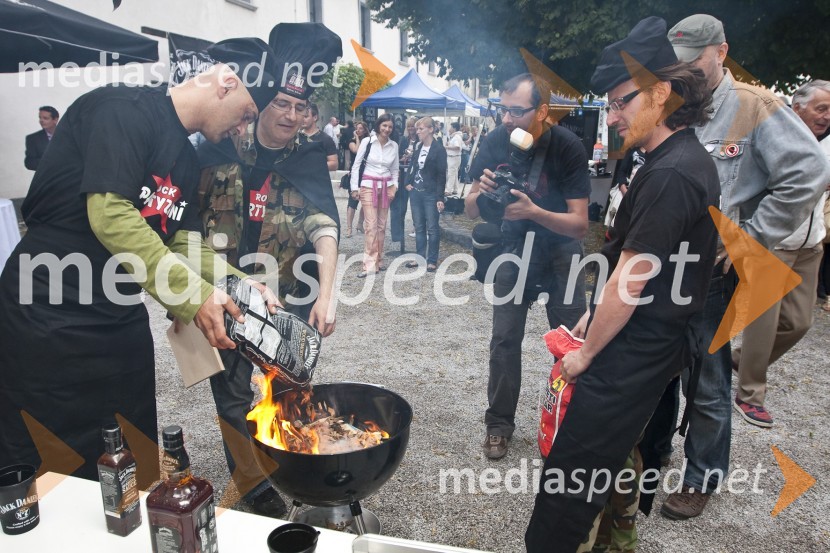 Janez Nared, Aleš Klinar in Robert Sršen, člani skupine Rock PartyzaniJack Daniel's barbecue party