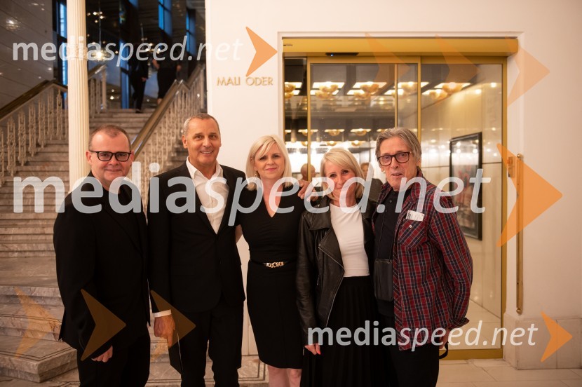  Alan Kavčič, predstavnik za odnose z javnostmi SNG Maribor;  Danilo Rošker, direktor SNG Maribor;  Darja Čižek, marketing, SNG Maribor;  Anja  Žižek, marketing SNG Maribor;  ... Slavnostni koncert ob stoti obletnici rojstva Ondine Otta Klasinc, SNG Maribor