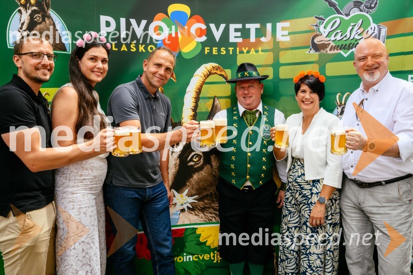  Enej Kirn, podžupan, Občina Laško;  Tina Belej, vodja trajnosti in korporativne vključenosti Pivovarna Laško Union;  Urban Kramberger,  direktor festivala Pivo in cvetje, manager blagovne skupine PLU;  ... ;  Petra Privšek, SŽ- Potniški promet;  Urban Centa, organizator glasbenega programa Novinarska konferenca pred festivalom Pivo in cvetje Laško