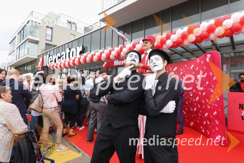 Otvoritev novega Mercator centra v Kosezah